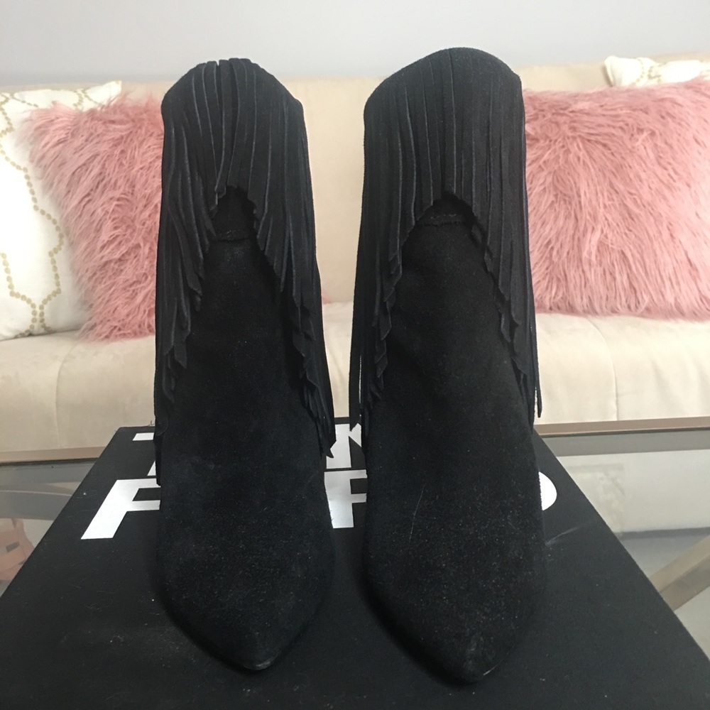 Steven madden fringed suede booties